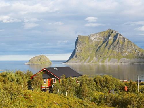 5 person holiday home in LEKNES