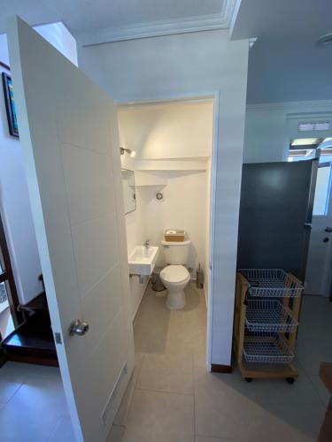 Three-Bedroom House image 9