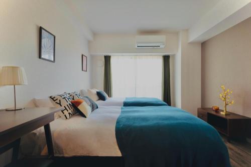 Gumachi-kun Hoshi Hotel Kujo 27 near Osaka Kyocera Dóm