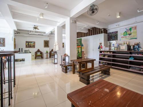 Facilities, Sulit Dormitel Santa Mesa Manila near Sacred Heart Parish Church