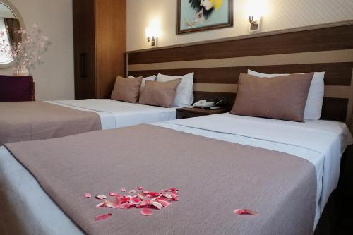 Double Room image 4