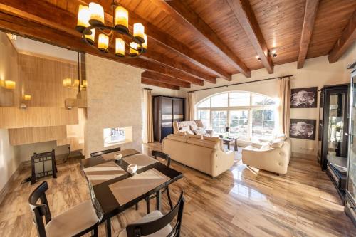 Villa Zen с ванной спа и террасой