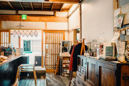 Fukuoka Guesthouse HIVE