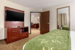 Comfort Suites Omaha East-Council Bluffs