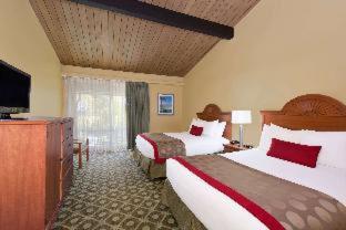 Ramada by Wyndham Santa Barbara, Santa Barbara (photo 9)