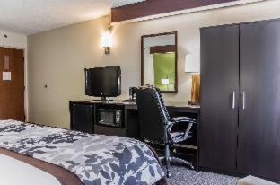 Sleep Inn Airport - Billy Graham Parkway