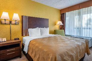 Quality Inn & Suites Riverfront