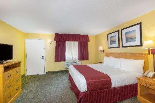 Days Inn by Wyndham Redwood City