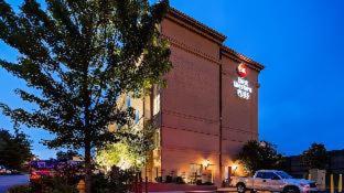 Best Western Plus Hannaford Inn and Suites