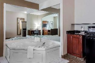 Comfort Suites Salisbury I-85 in Salisbury