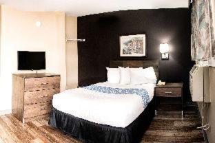 Suburban Extended Stay Hotel Charlotte-Ballantyne