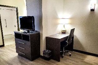 Comfort Suites Northlake