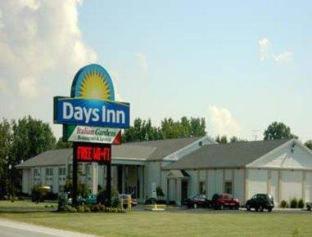 Days Inn by Wyndham Fremont