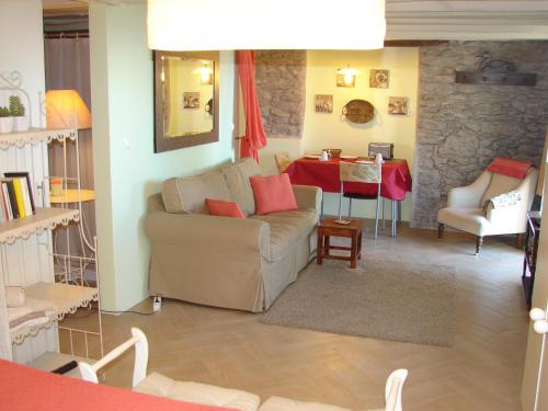 Romantic Studio 4