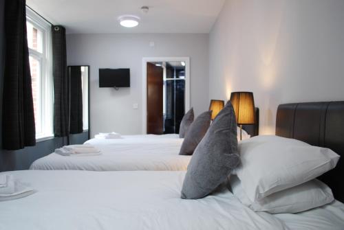 The Liverpool Inn Hotel - image 3