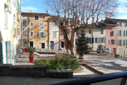 Entre Saint-Tropez et les gorges du Verdon.