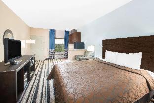 Super 8 by Wyndham Dilley TX, Dilley (foto 4)