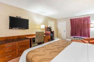 Quality Inn & Suites near Robins Air Force Base, Warner Robins (fotografie 2)