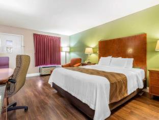 Quality Inn & Suites near Robins Air Force Base, Warner Robins (fotografie 7)