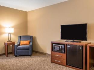 Comfort Inn PA Turnpike - I-81