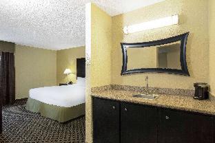 Room #34166215