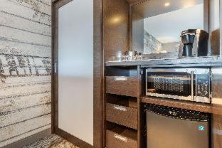 DoubleTree by Hilton Charleston Riverview near Charles Towne Landing