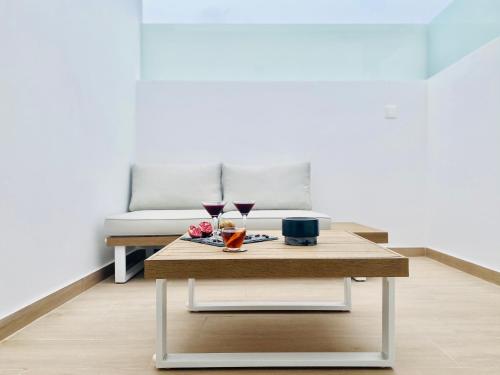 Entree, Canaryislandshost l The Secret Suites in Playa Honda