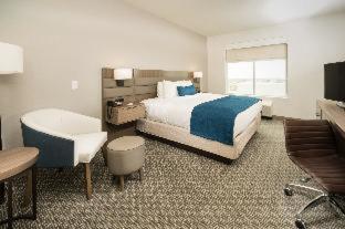 Best Western Plus Executive Residency Austin Room Type - Queen Room with Two Queen Beds, Mobility Access and Bathtub with Grab Bars, Non-Smoking