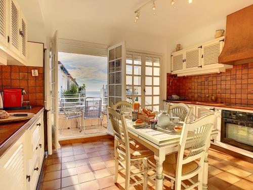Nestor&Jeeves - BEACH COTTAGE TERRACE - Central - Very close sea - Top floor, Nice (photo 9)