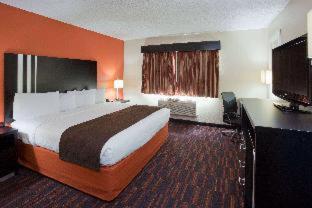 AmericInn by Wyndham Shakopee Near Canterbury Park