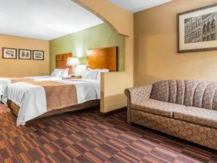 Quality Inn & Suites near Robins Air Force Base