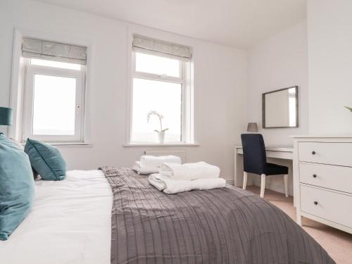 5 Myrtle View - image 4