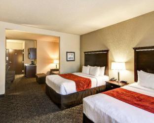 Comfort Suites Arlington - Entertainment District