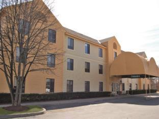 La Quinta Inn & Suites by Wyndham South Burlington