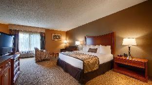 Best Western Plus North Haven Hotel