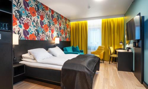 2 twin beds