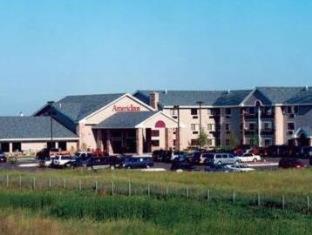 AmericInn by Wyndham Shakopee Near Canterbury Park