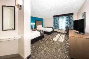 La Quinta Inn & Suites by Wyndham Tampa Brandon Regency Park