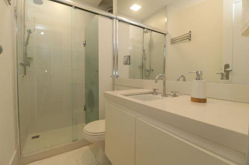 One-Bedroom Superior Apartment image 6