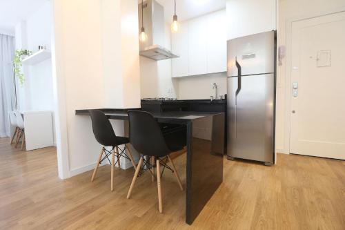 One-Bedroom Superior Apartment image 2