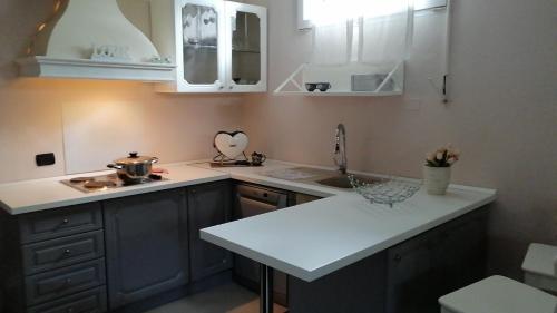 Casa in collina la farfalla, Riparbella (foto 2)