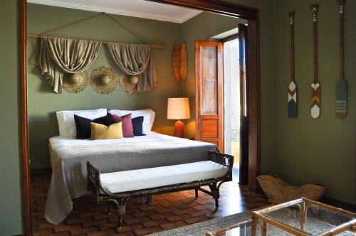 Chic Suite Figueiras w balcony in Taviras Historical Centre