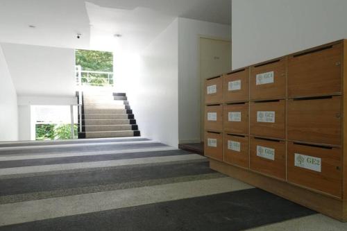 Seaview apartment,reception survice，shuttle bus