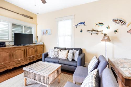Castaway Cottage - image 5