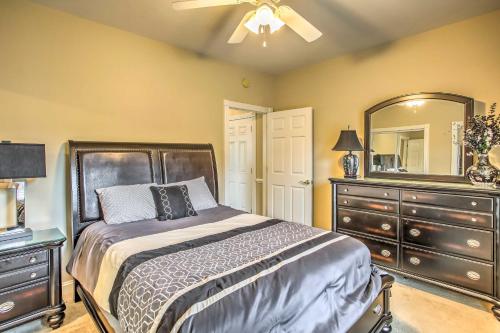 Condo with Pool Access and Balcony in Myrtle Beach