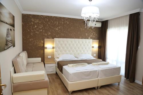 HOLIDAY apartments & rooms - image 2