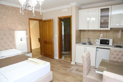 HOLIDAY apartments & rooms - image 5