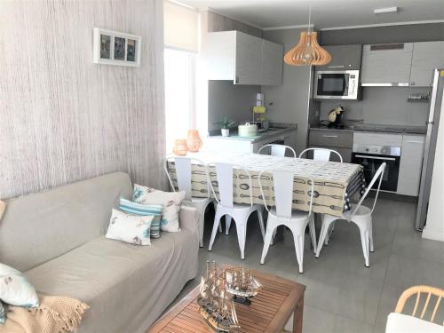 Cucina, Concón Costa de Montemar Departamento, 3 dormitorios (Concon Costa de Montemar Departamento, 3 dormitorios) in Concon