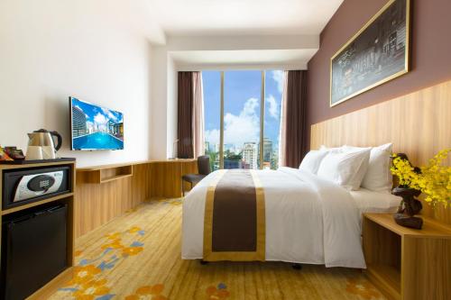 Ho Chi Minh City Bay Hotel
