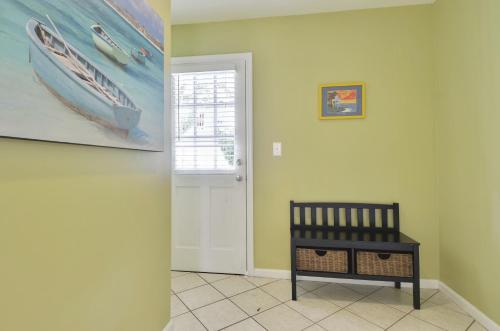 Beach House Condo (Condo) - image 4